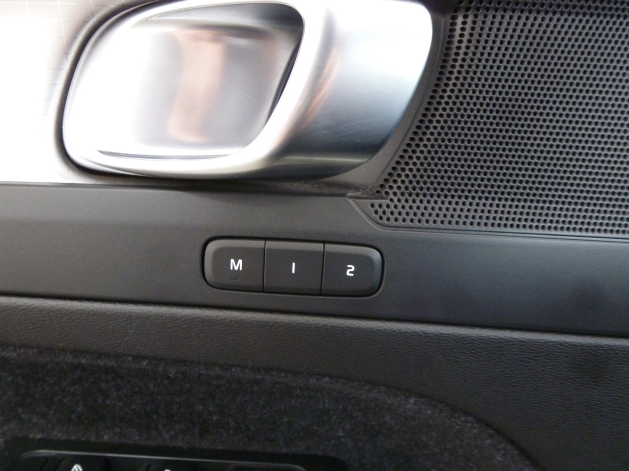Volvo XC40 Momentum Plug-In Hybrid