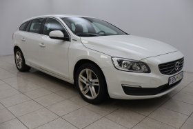 Volvo V60 D6 Momentum Plug-In Hybrid