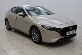 Mazda 3 Exclusive-Line