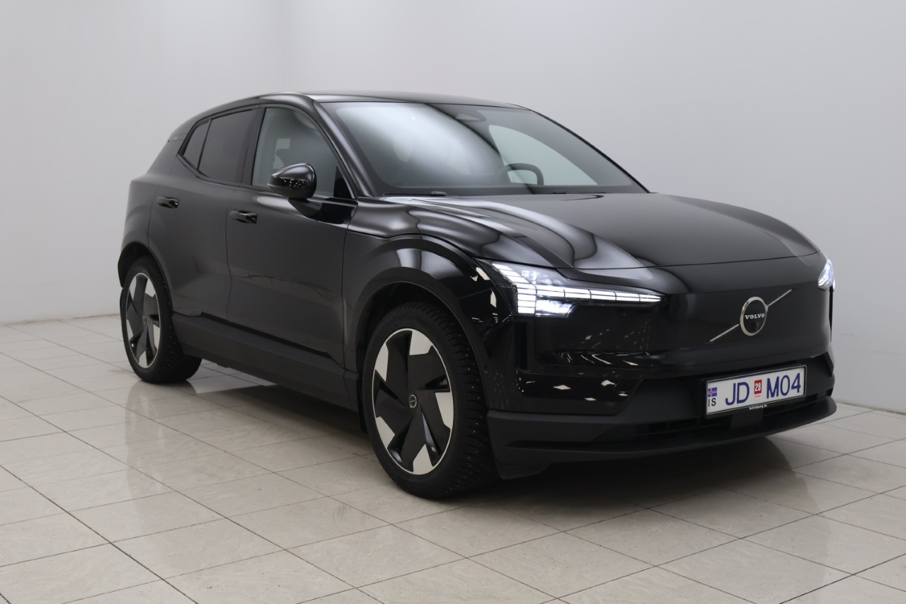 Volvo EX30 Recharge Ultra LRAWD