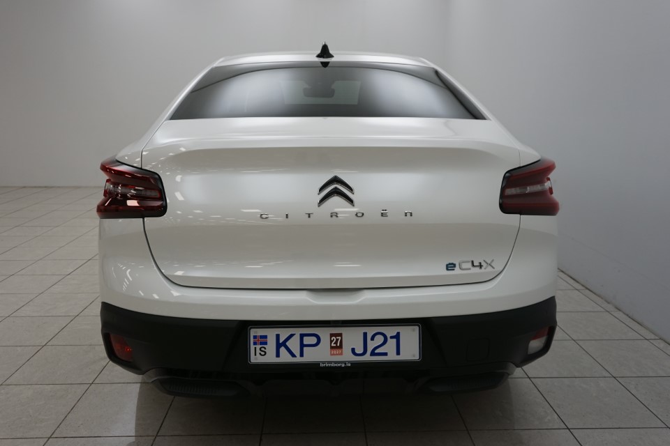 Citroën ë-C4 X Shine 100% rafbíll