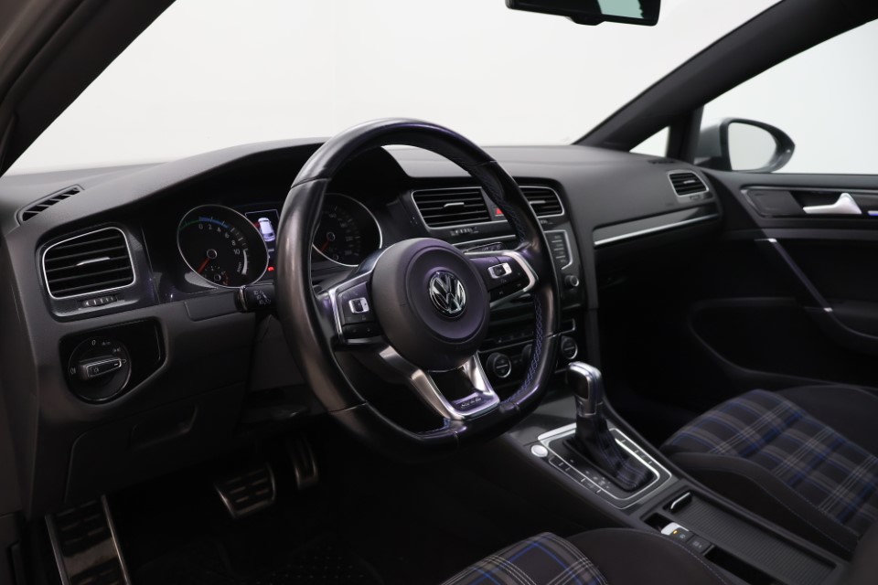 VW Golf GTE Comfort
