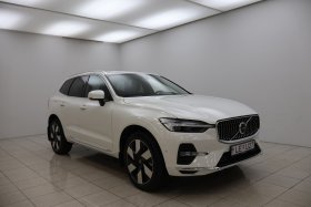 Volvo XC60 Ultra Bright Plug-In Hybrid