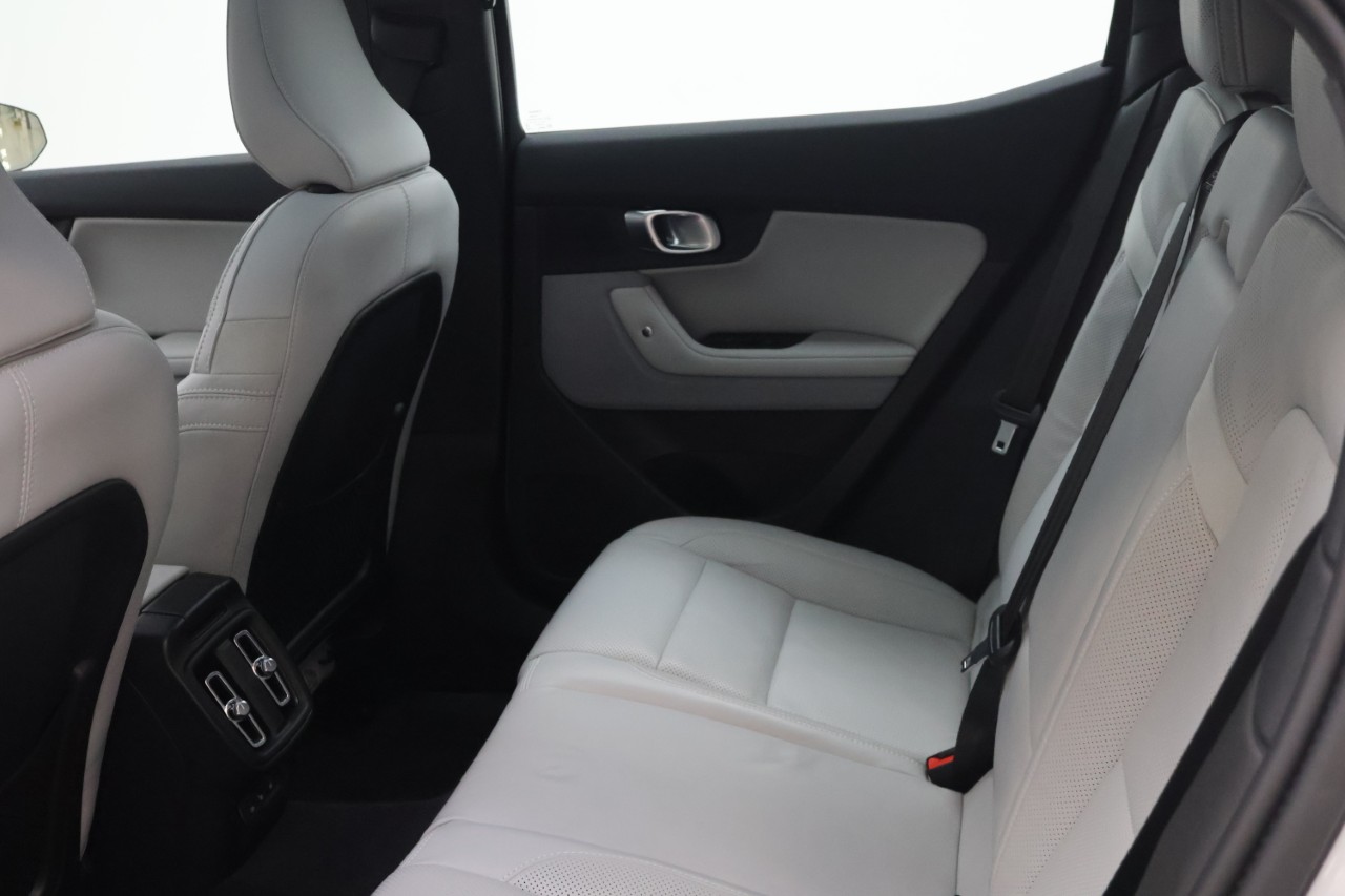Polestar 2 LRDM Pilot Lite