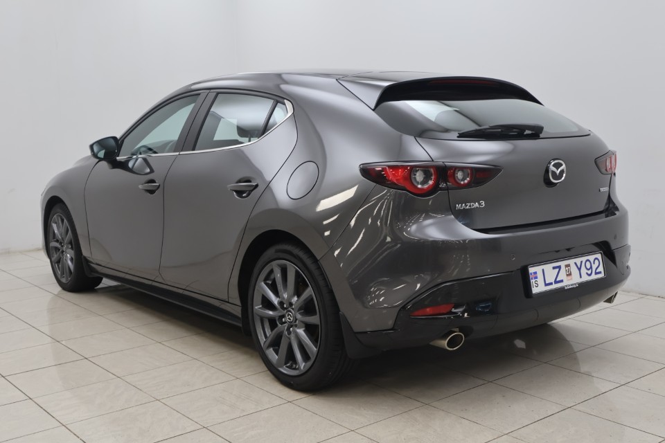 Mazda 3 Exclusive-Line
