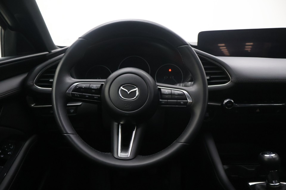 Mazda 3 Exclusive-Line