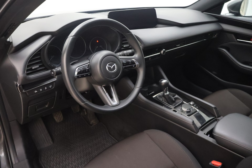 Mazda 3 Exclusive-Line
