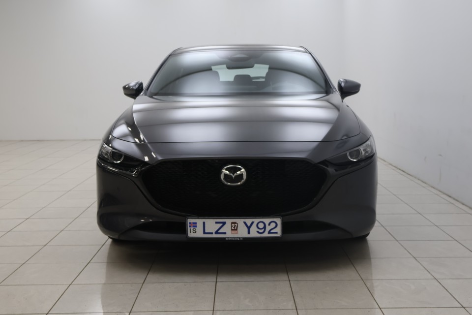 Mazda 3 Exclusive-Line