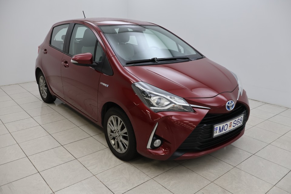 Toyota Yaris Hybrid