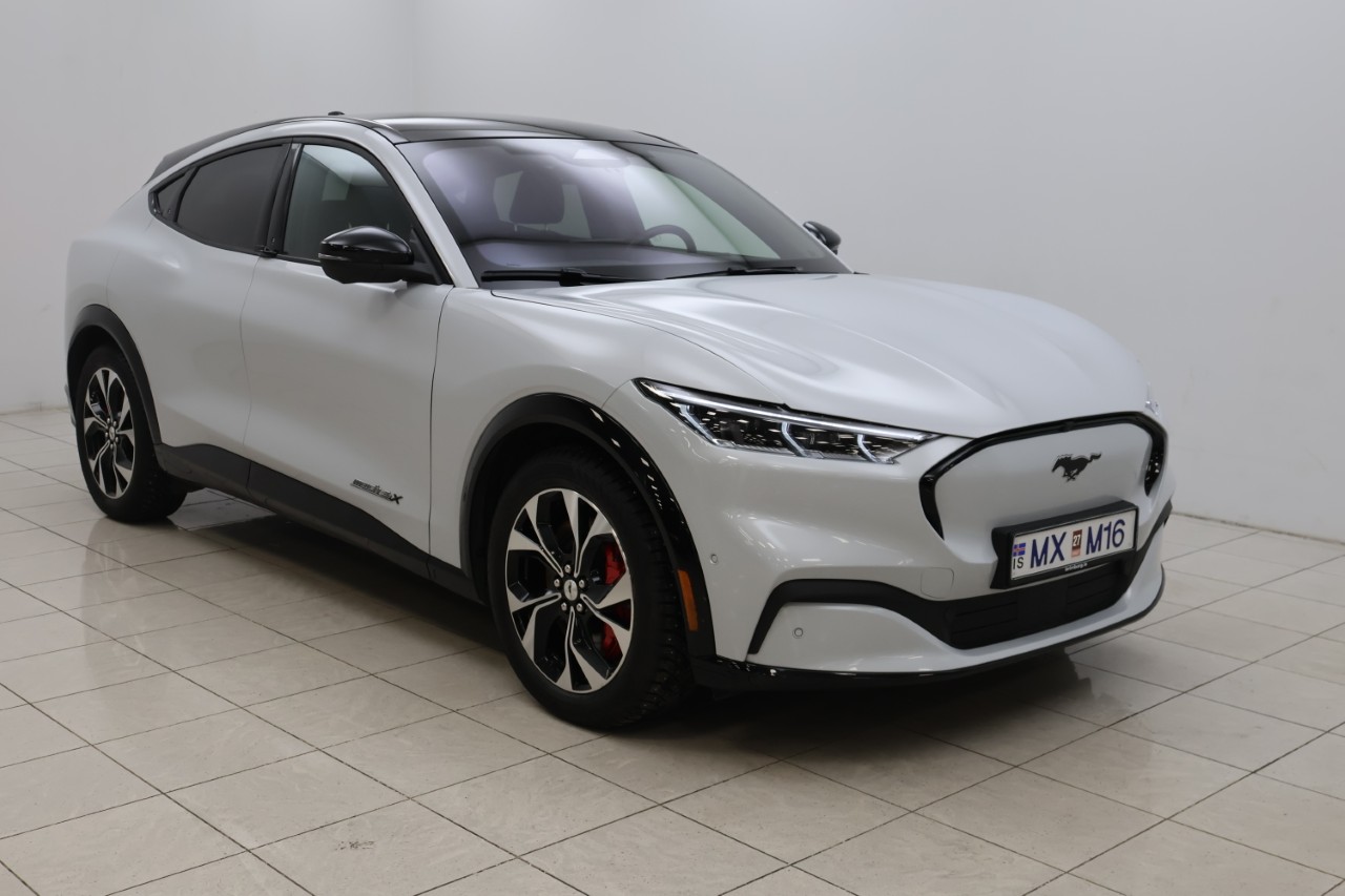 Ford Mustang Mach-E Premium LR AWD