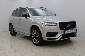 Volvo XC90 Ultimate Dark Plug-In Hybrid