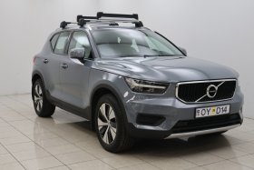 Volvo XC40 Momentum Pro Plug-In Hybrid