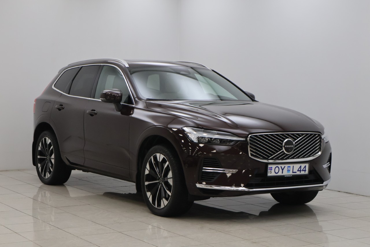 Volvo XC60 Ultra Bright Plug-In Hybrid
