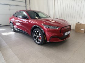 Ford Mustang Mach-E Premium SR AWD
