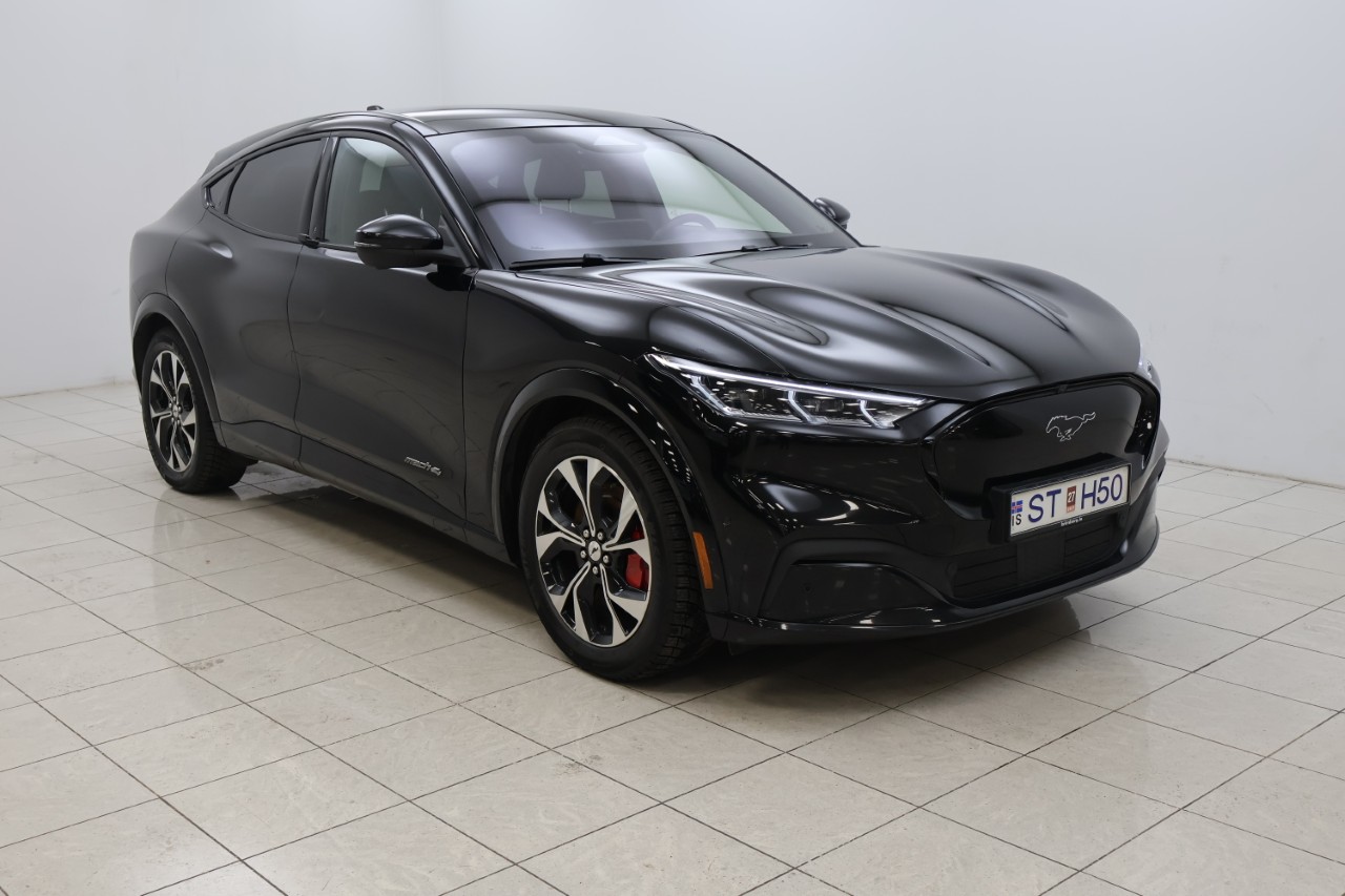 Ford Mustang Mach-E SR AWD