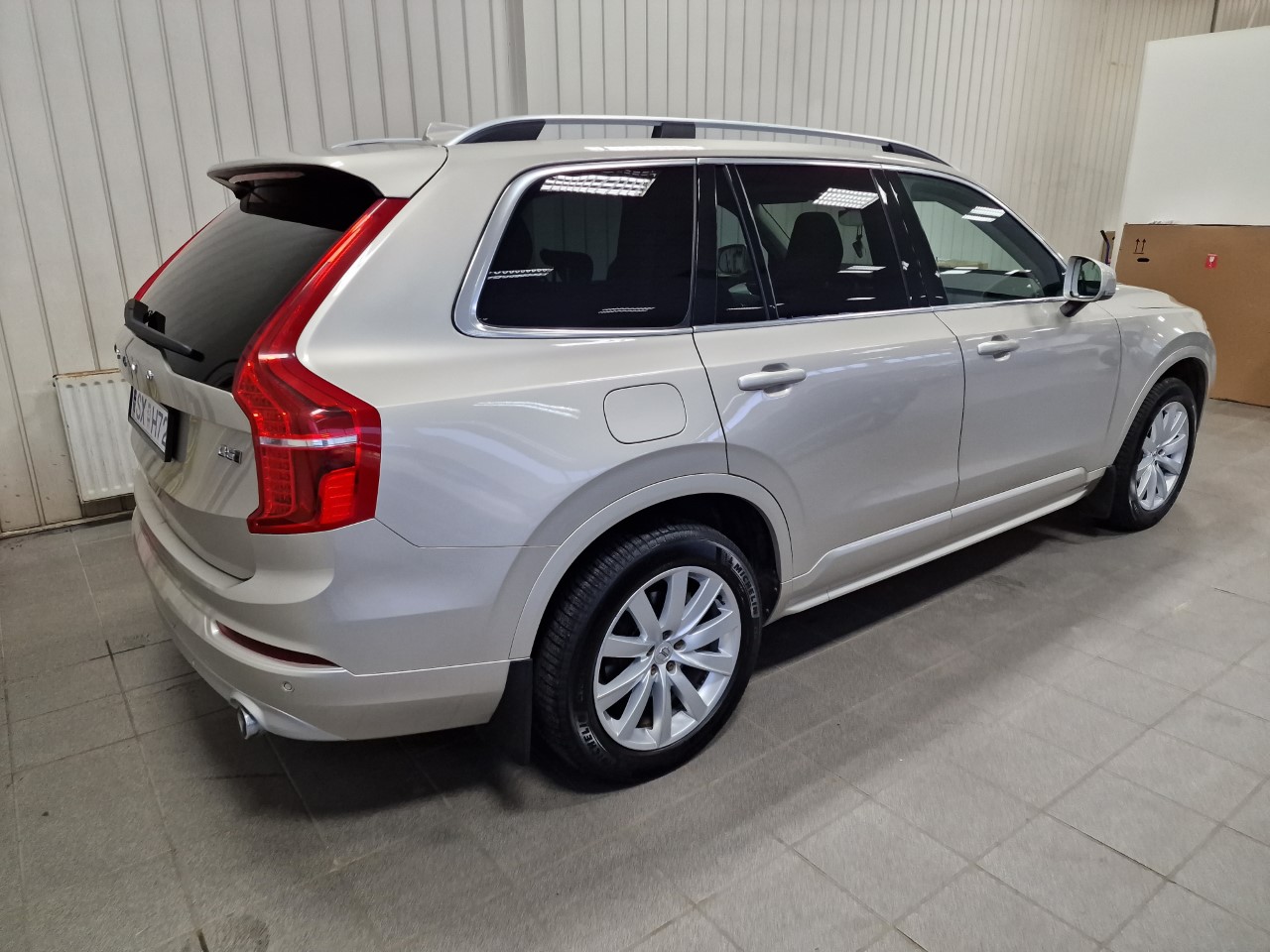 Volvo XC90 Momentum D5 Bílar notaðir