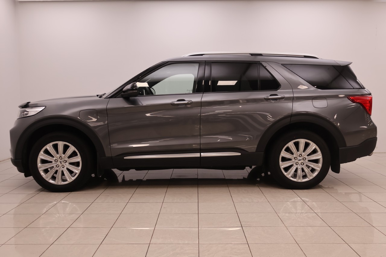 Ford Explorer Platinum Plug-In Hybrid