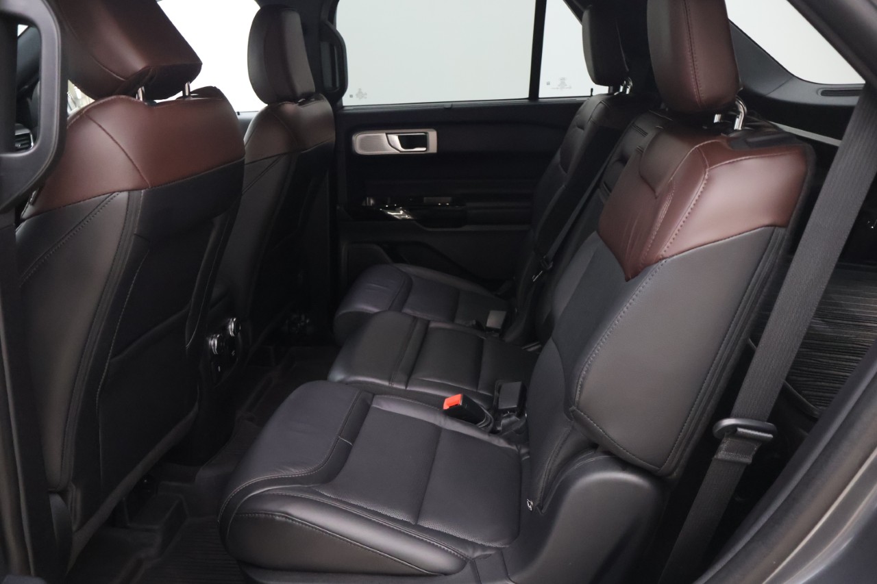 Ford Explorer Platinum Plug-In Hybrid