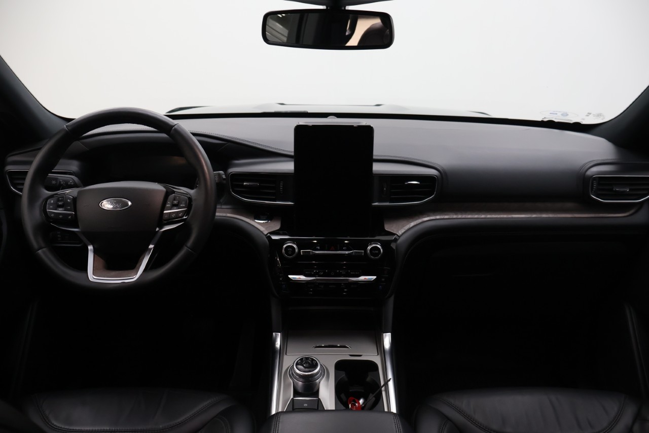 Ford Explorer Platinum Plug-In Hybrid