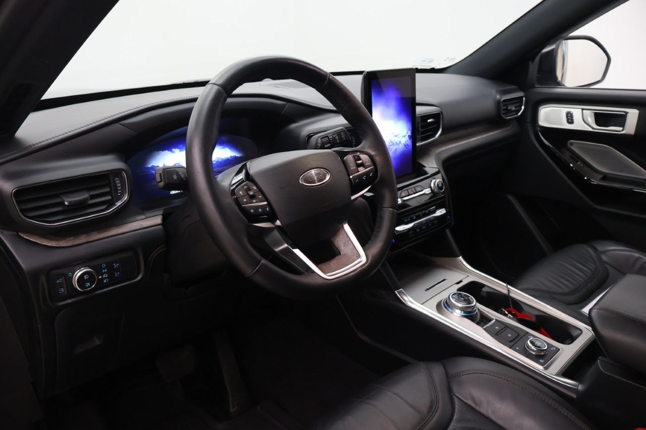 Ford Explorer Platinum Plug-In Hybrid