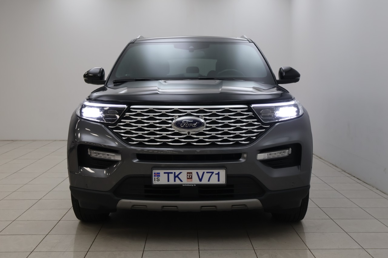 Ford Explorer Platinum Plug-In Hybrid