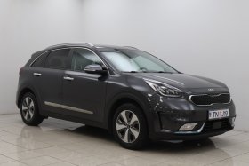 Kia Niro Hybrid Lux