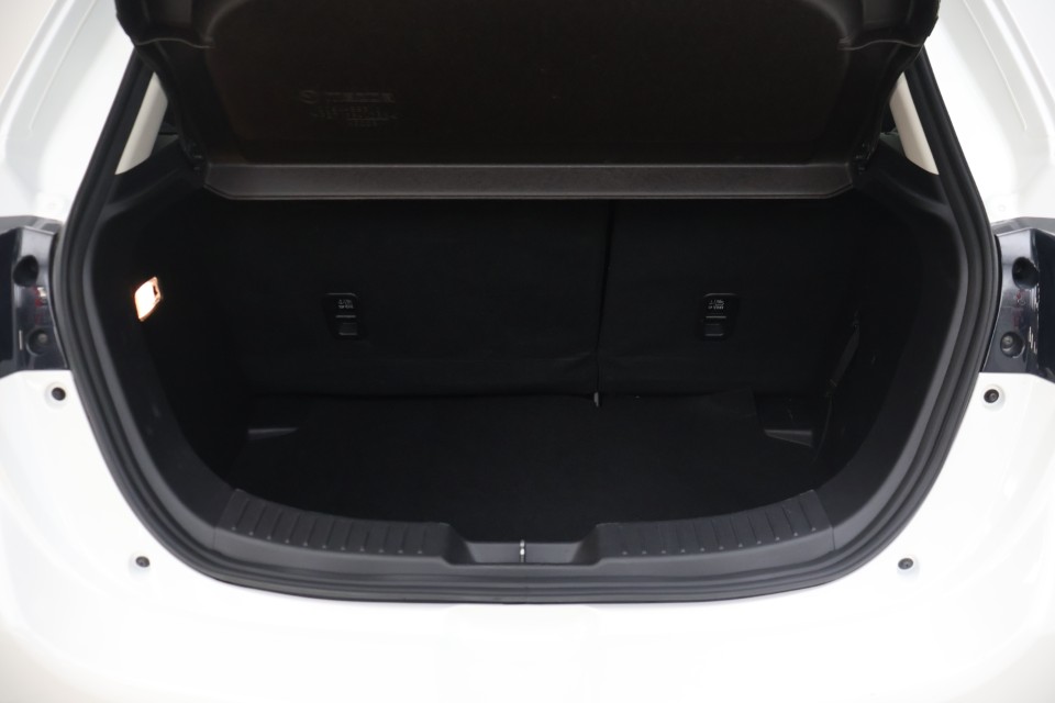 Mazda 2 Exclusive-Line