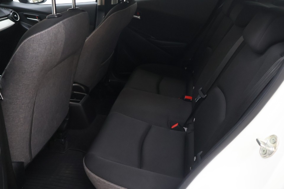 Mazda 2 Exclusive-Line