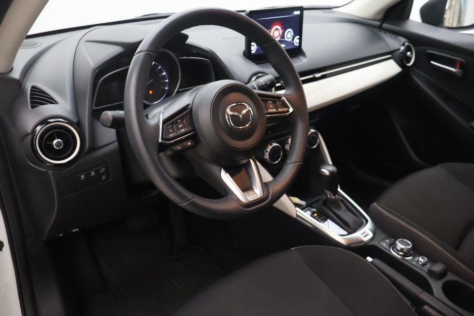 Mazda 2 Exclusive-Line