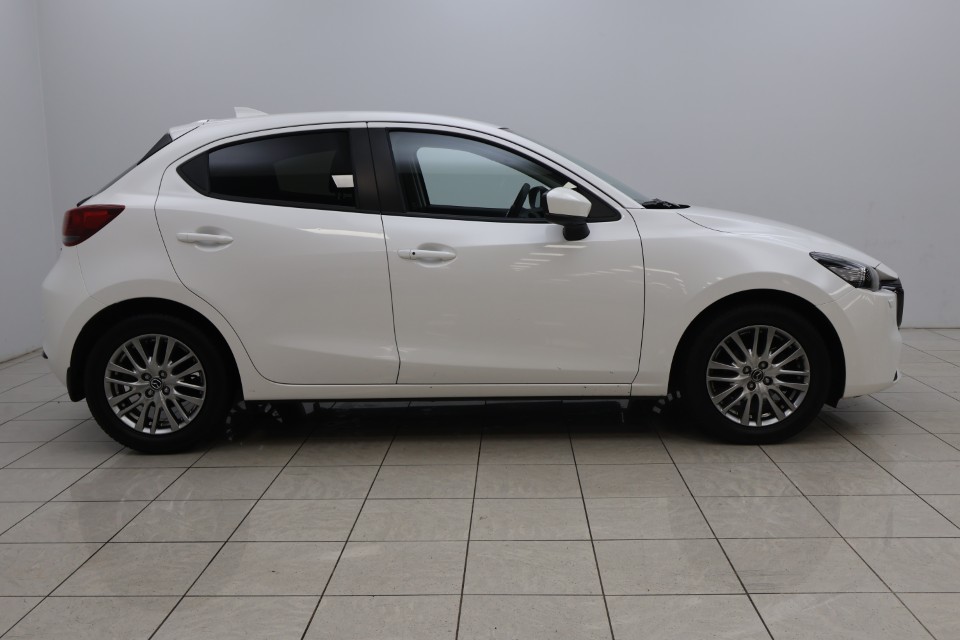 Mazda 2 Exclusive-Line