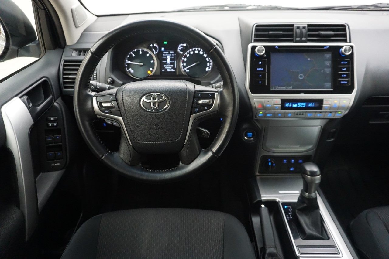 Toyota Land Cruiser 150 GX