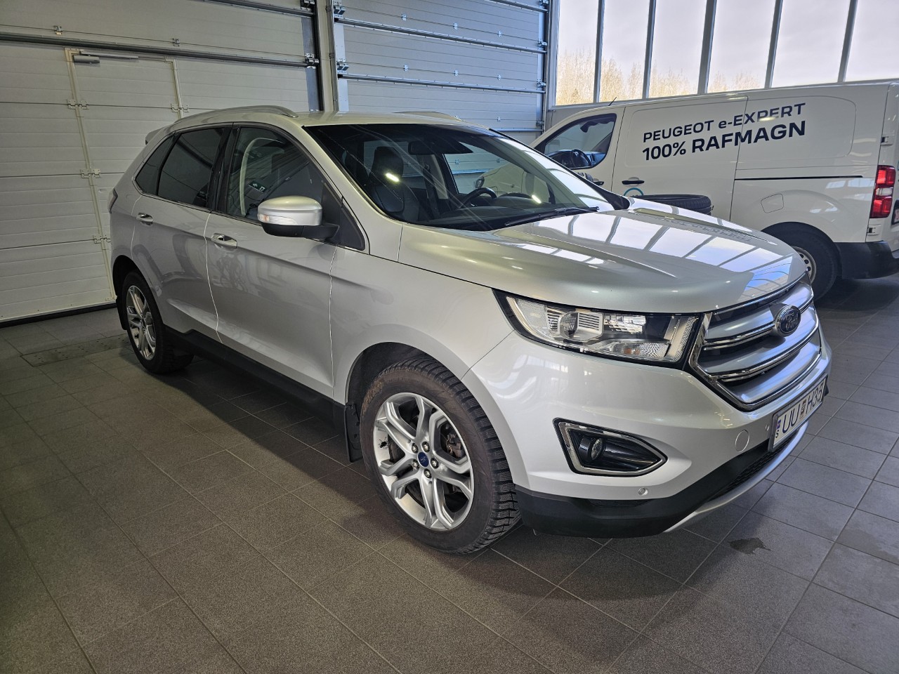 Ford Edge Titanium S