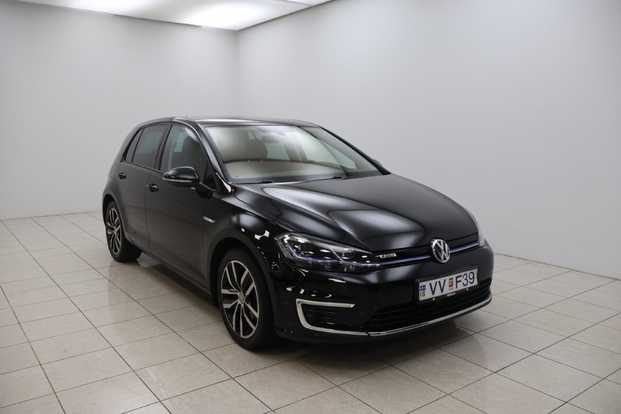 VW Golf E