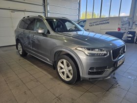 Volvo XC90 Momentum T8 Plug-In Hybrid